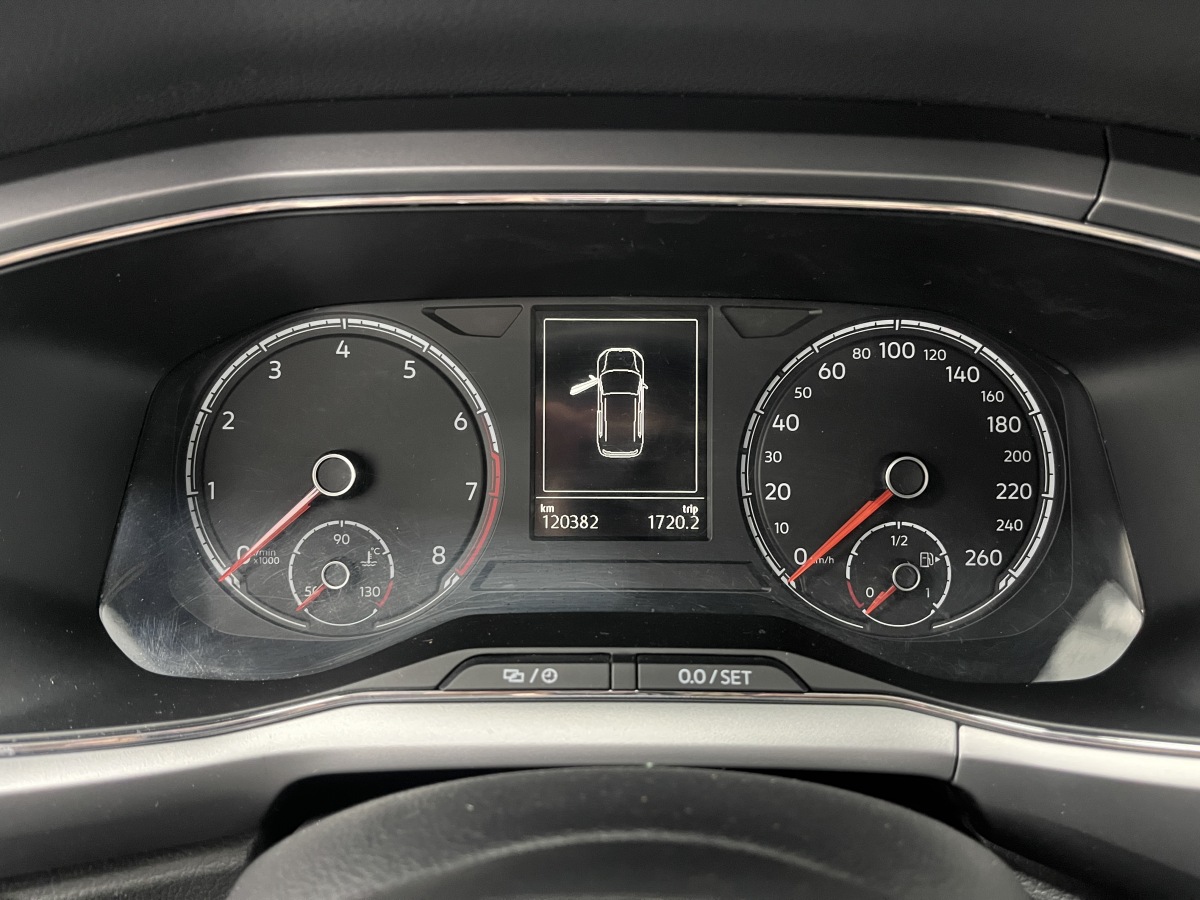 Volkswagen T-Cross 2019 car image #23