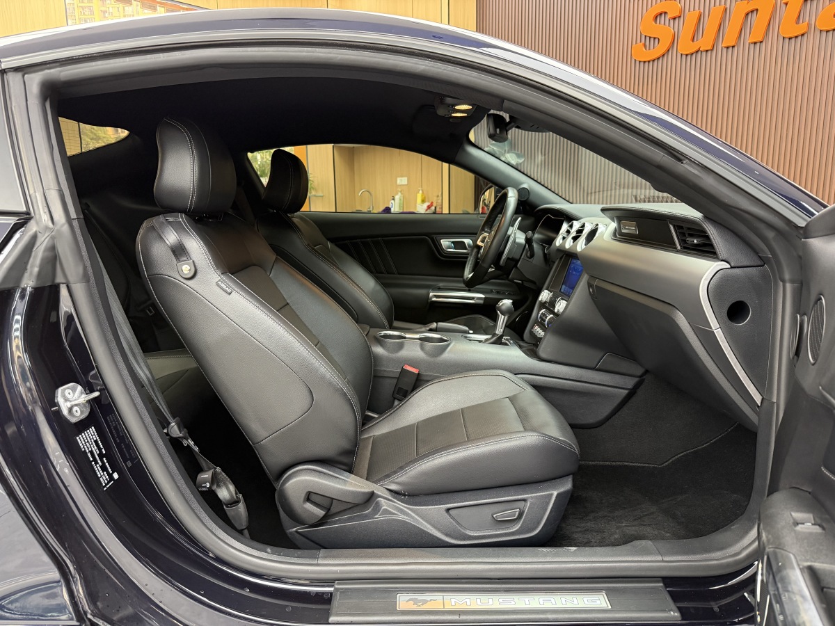 Ford Mustang 2022 car image #23