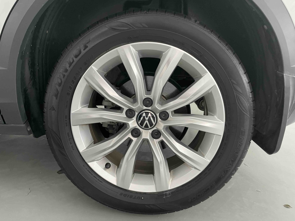 Volkswagen T-Roc 2022 #23 Volkswagen T-Roc 2022 car image #23