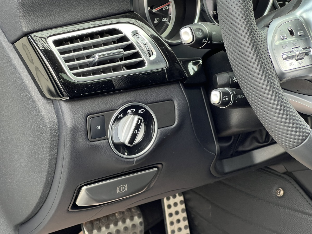 Mercedes-Benz CLS AMG 2017 car image #23