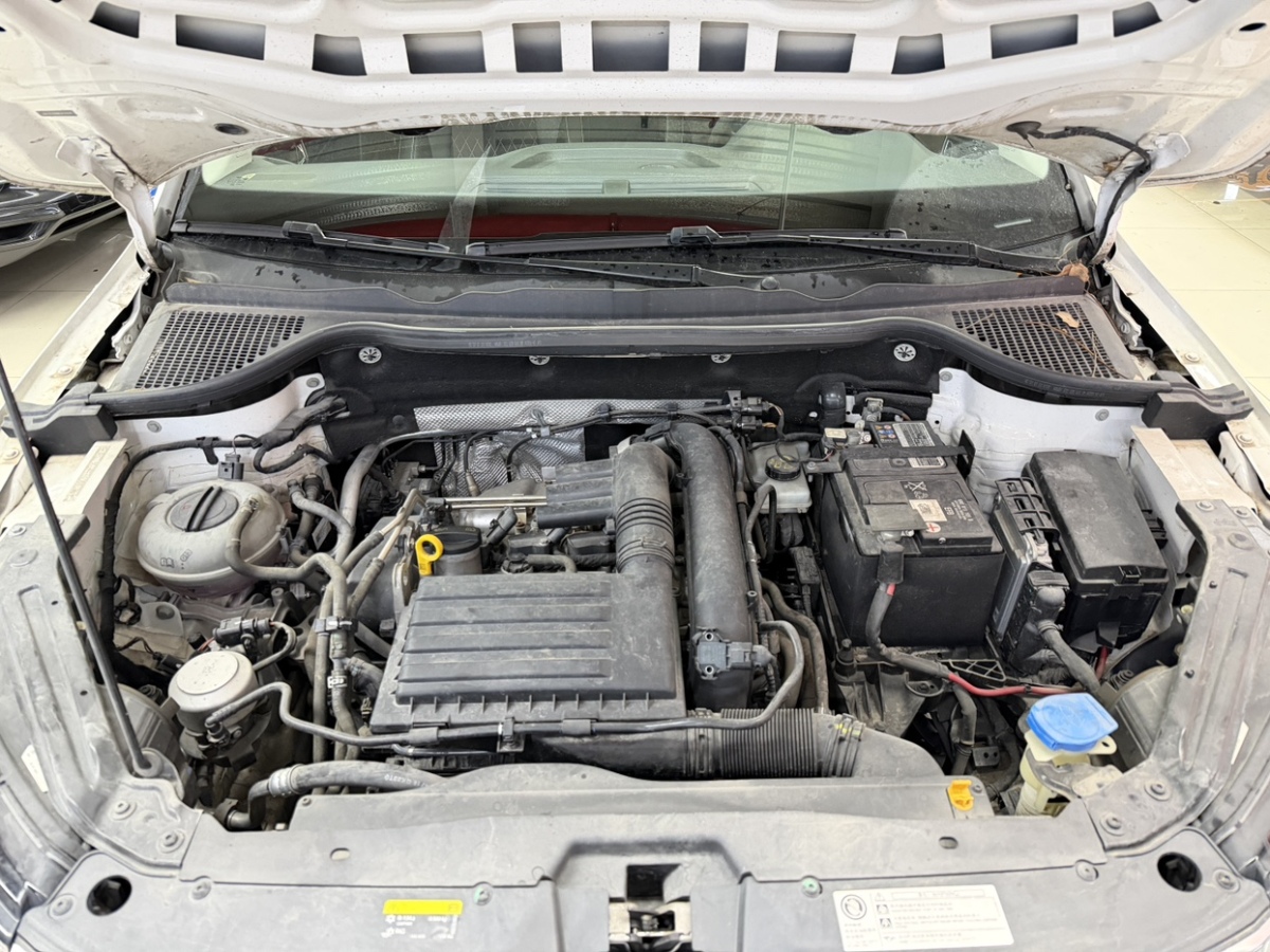 Skoda Karoq 2019 изображение автомобиля #23