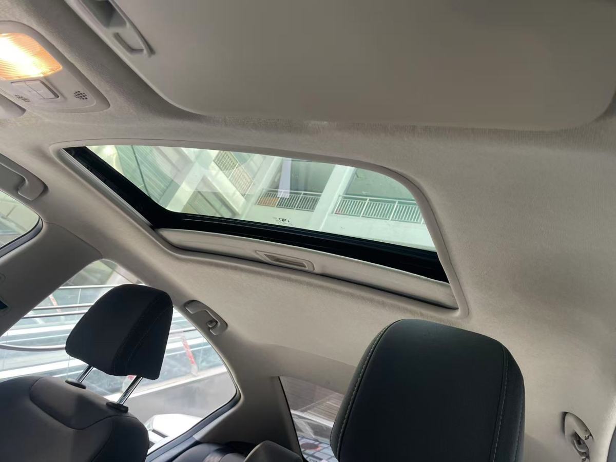 Chevrolet Cavalier 2018 car image #23