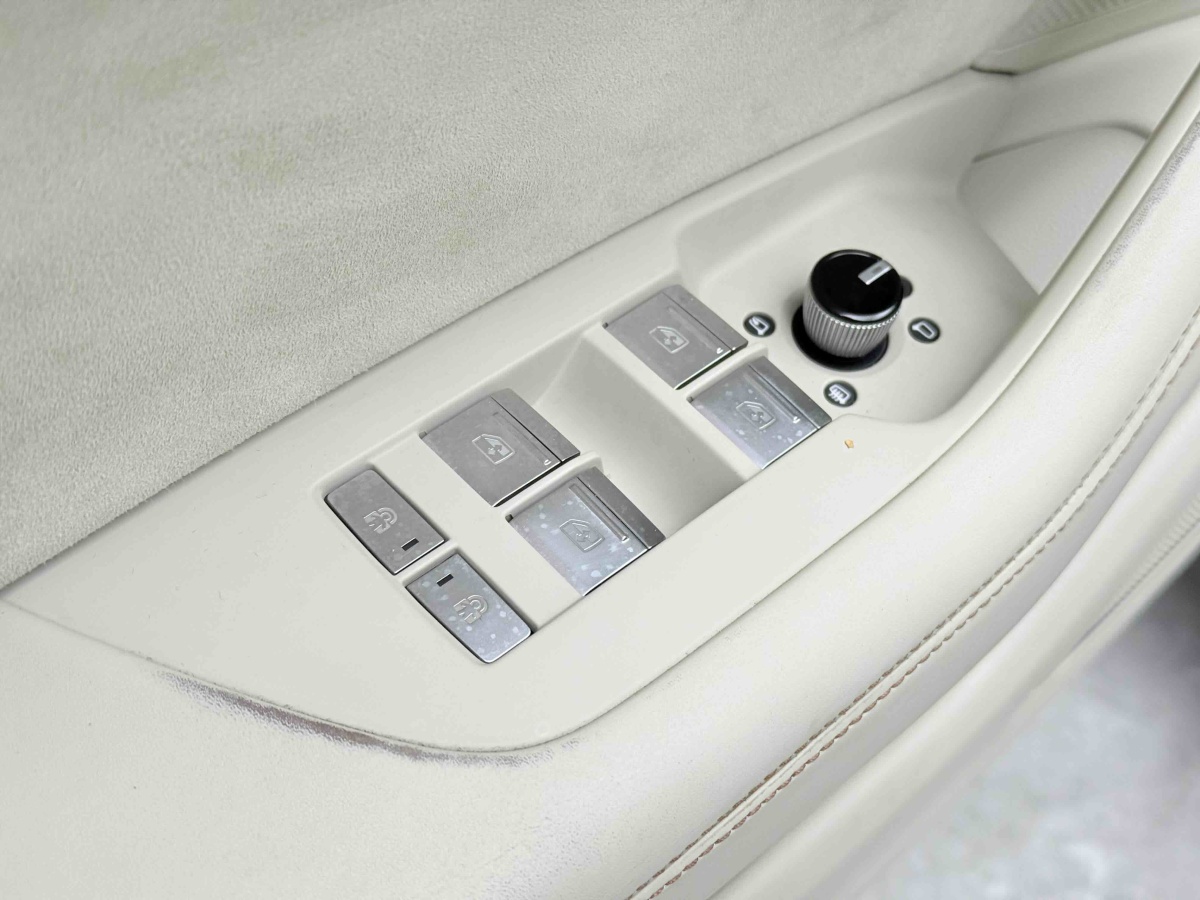 Audi A6L 2021 #23 Audi A6L 2021 car image #23