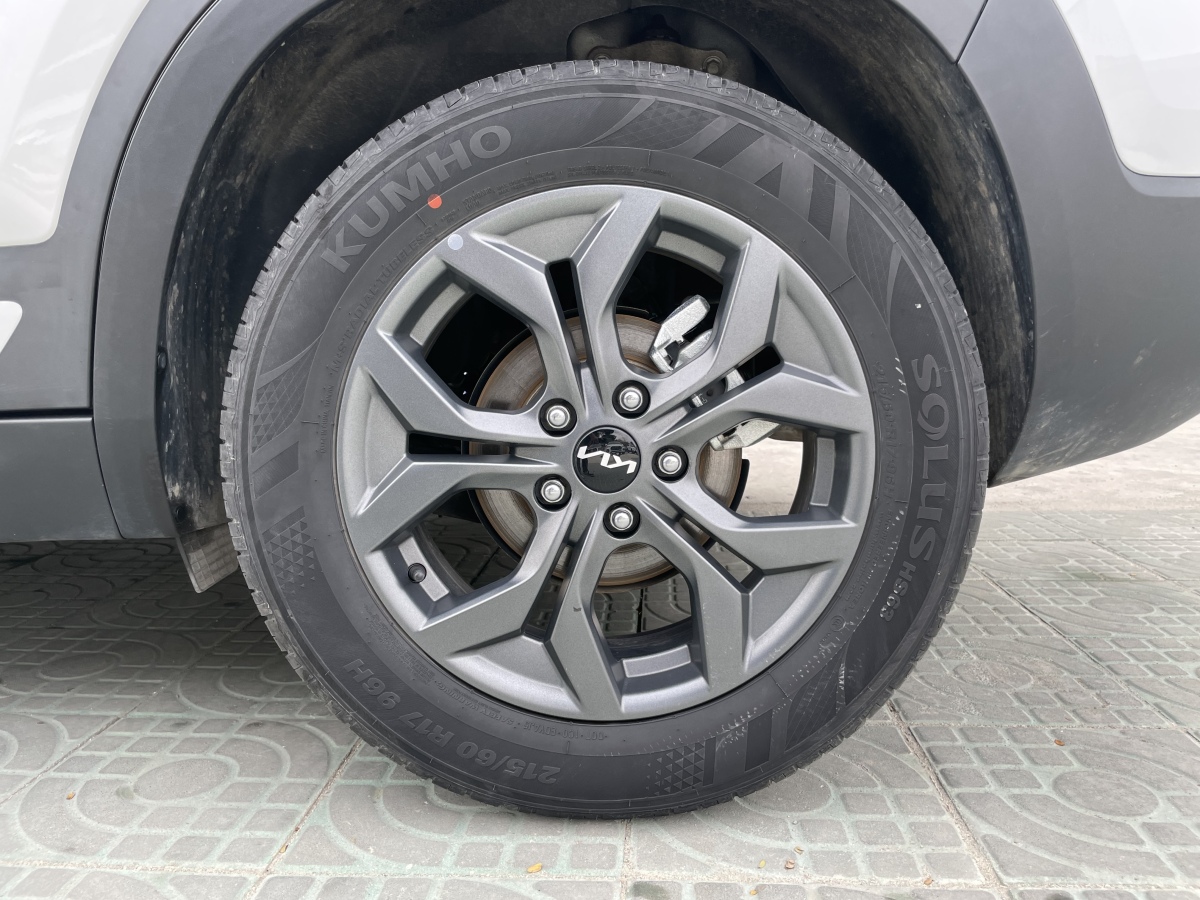 Kia Seltos 2023 imagen de coche #23