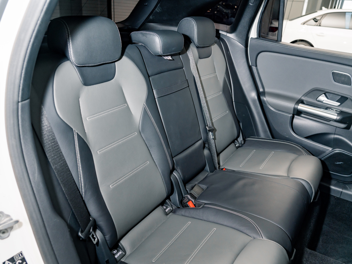 Mercedes-Benz GLA AMG 2023 car image #23