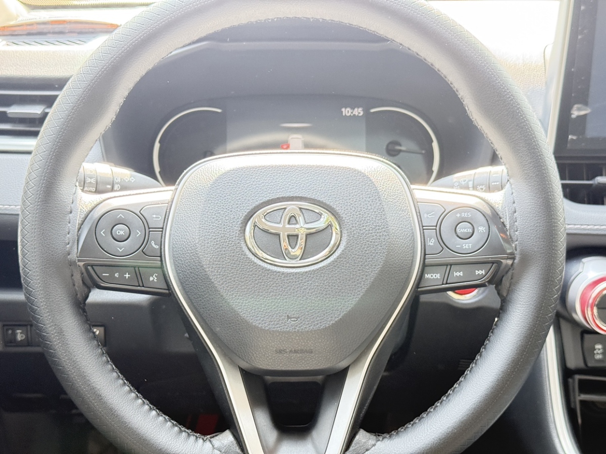 Toyota RAV4 2021 #23 Toyota RAV4 2021 car image #23