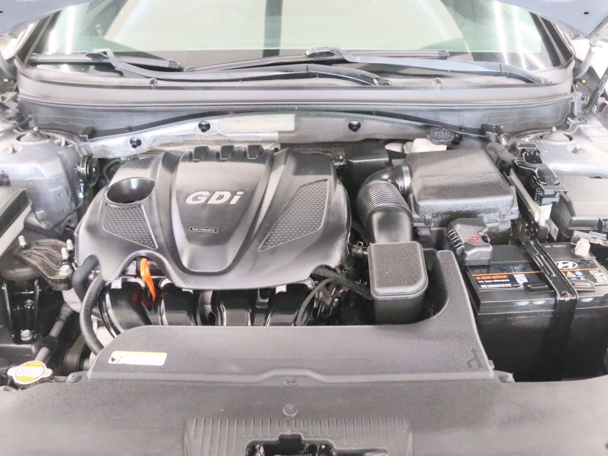 Hyundai Sonata 2015 immagine di auto #23