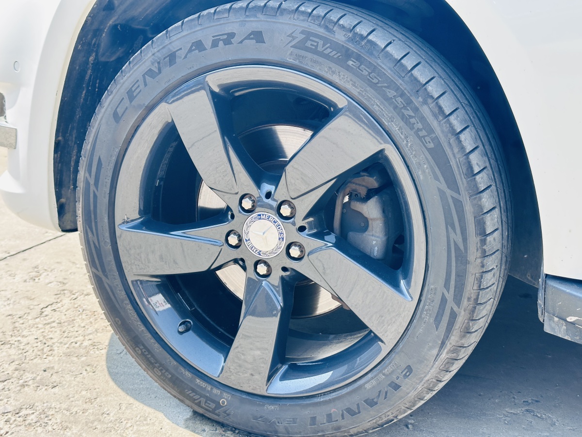 Mercedes-Benz GLK Class 2013 car image #23