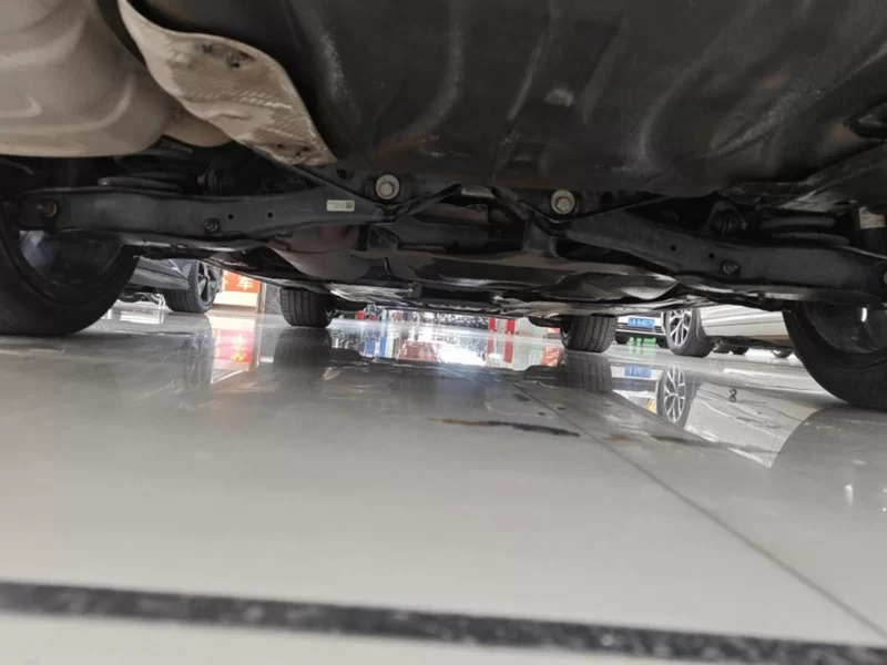 Volkswagen Lamando 2023 immagine di auto #23