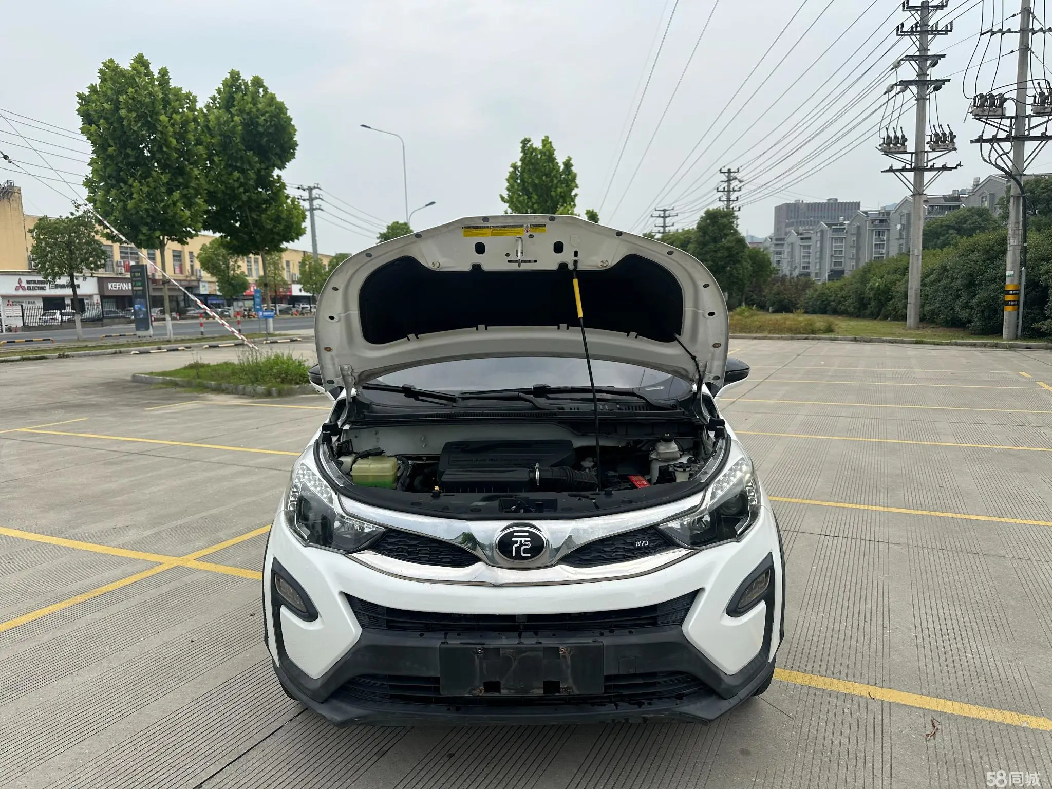 BYD Yuan 2018 صورة سيارة #23