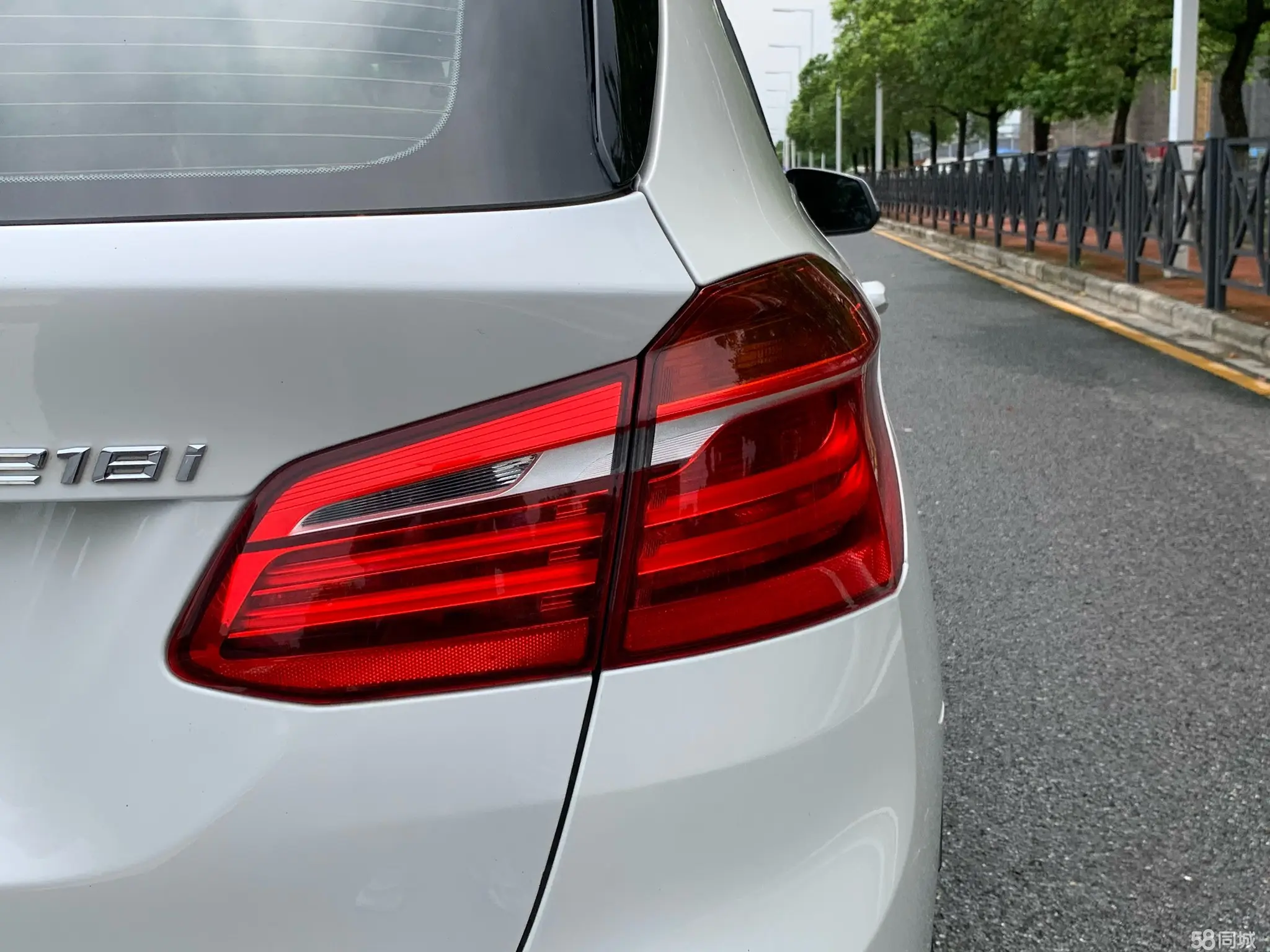 BMW 2 Series Gran Tourer 2017 car image #23