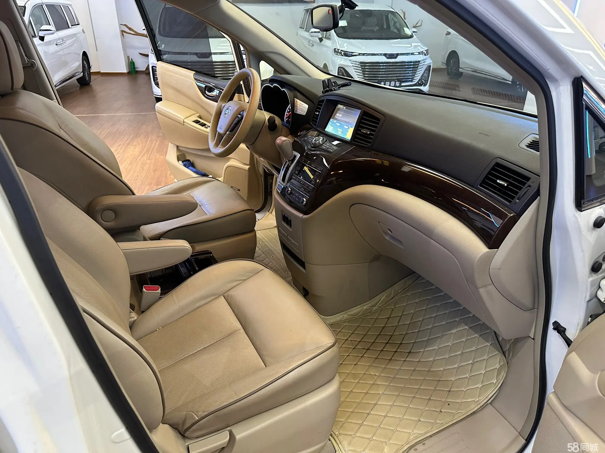 日产 贵士 2015 汽车图片 #23