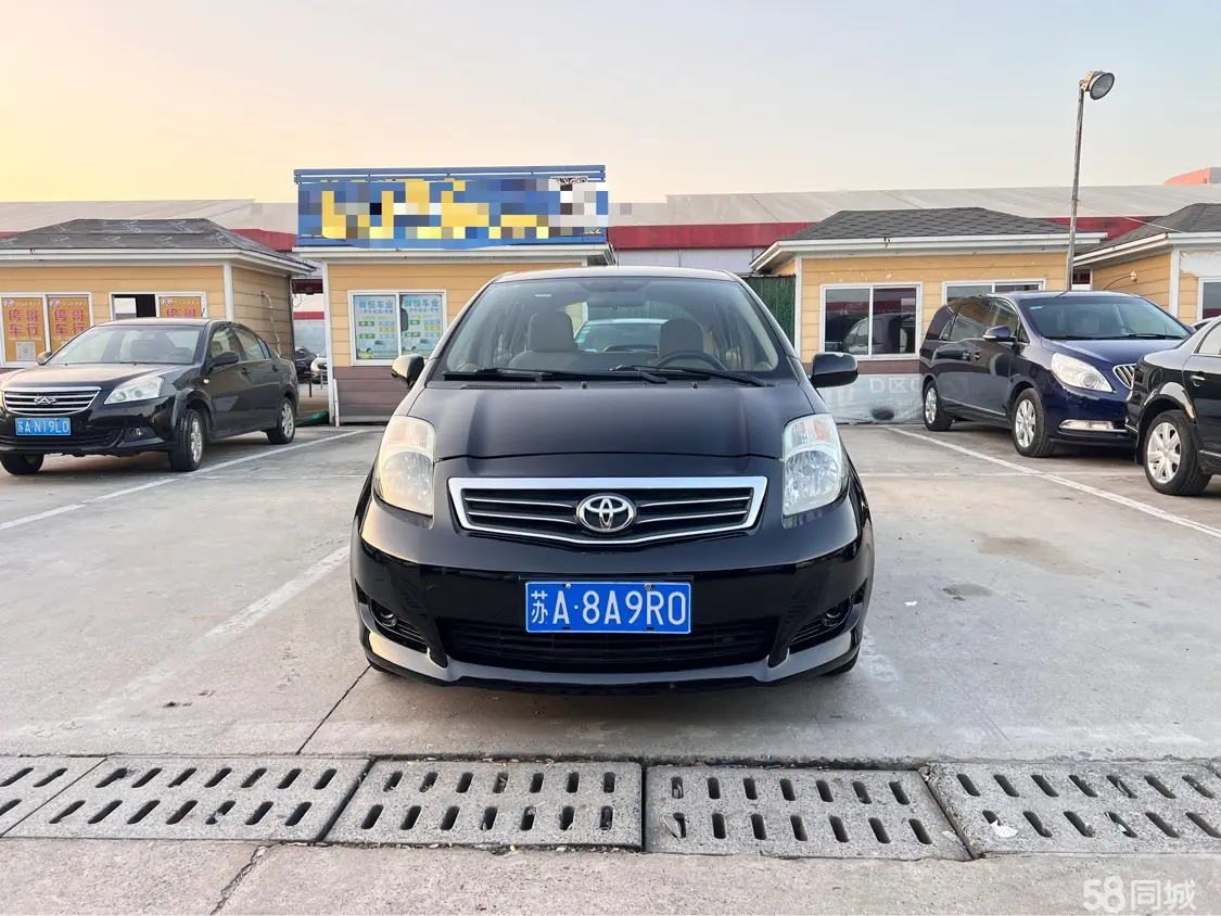 Toyota Yaris 2010 imagem de carro #23