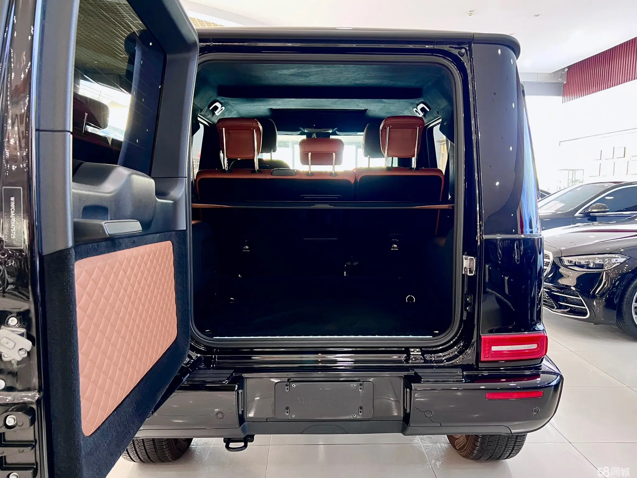 Mercedes-Benz G Class 2023 immagine di auto #23