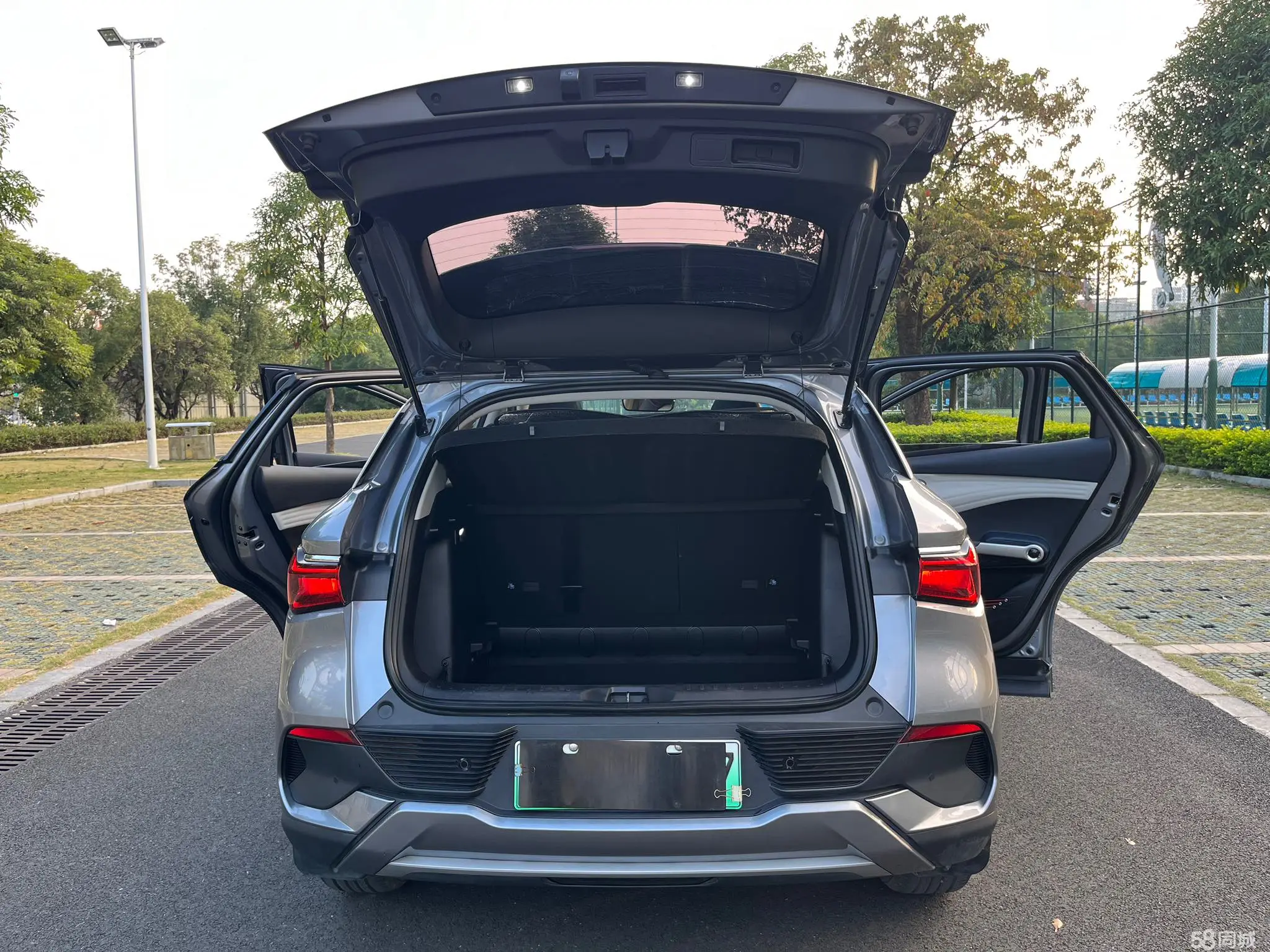 BYD Yuan Plus 2023 immagine di auto #23