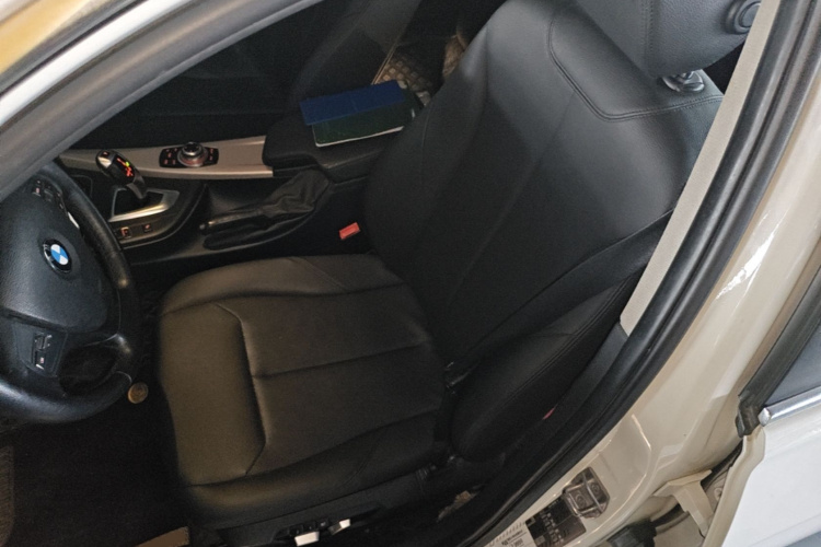 BMW 3 Series 2016 #19 BMW 3 Series 2016 car image #19