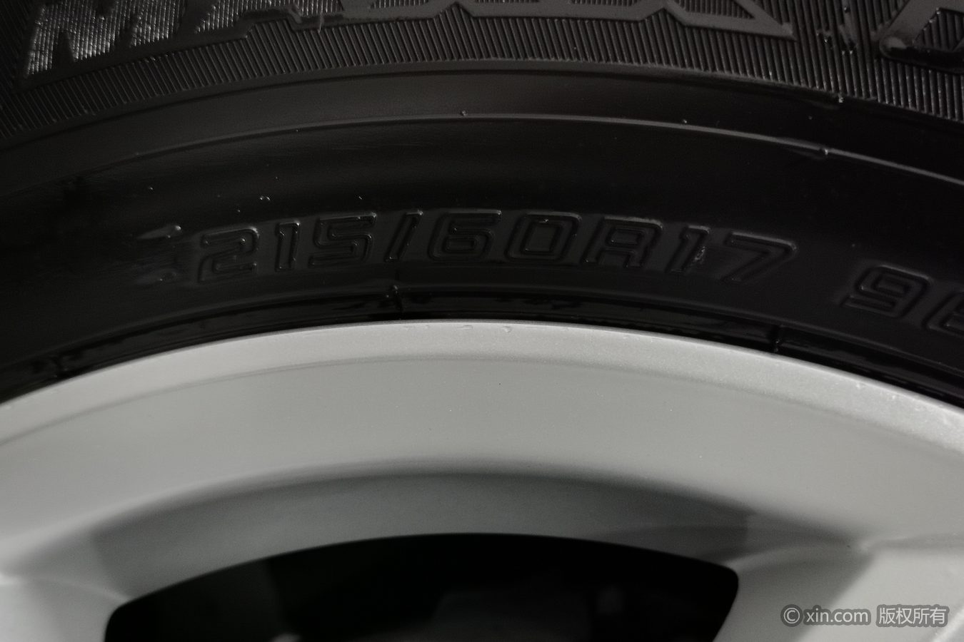 2023 car image #25