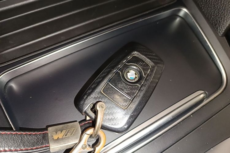 BMW 3 Series GT 2019 #9 BMW 3 Series GT 2019 car image #9
