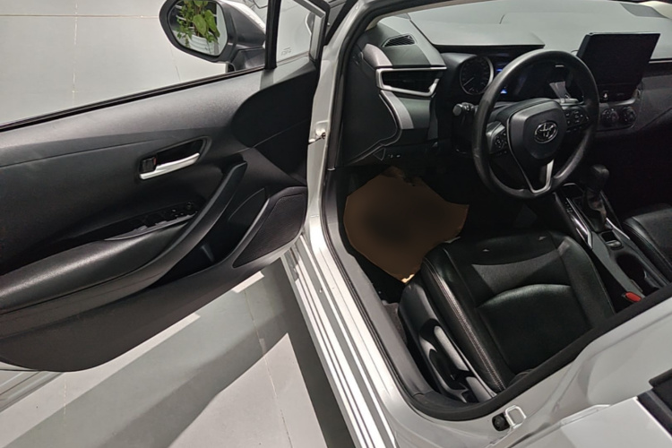Toyota Corolla 2023 car image #16