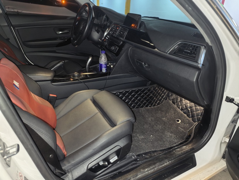 BMW 3 Series 2018 #2 BMW 3 Series 2018 car image #2