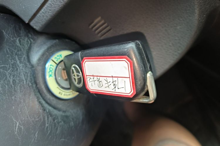 Toyota Corolla 2017 car image #9