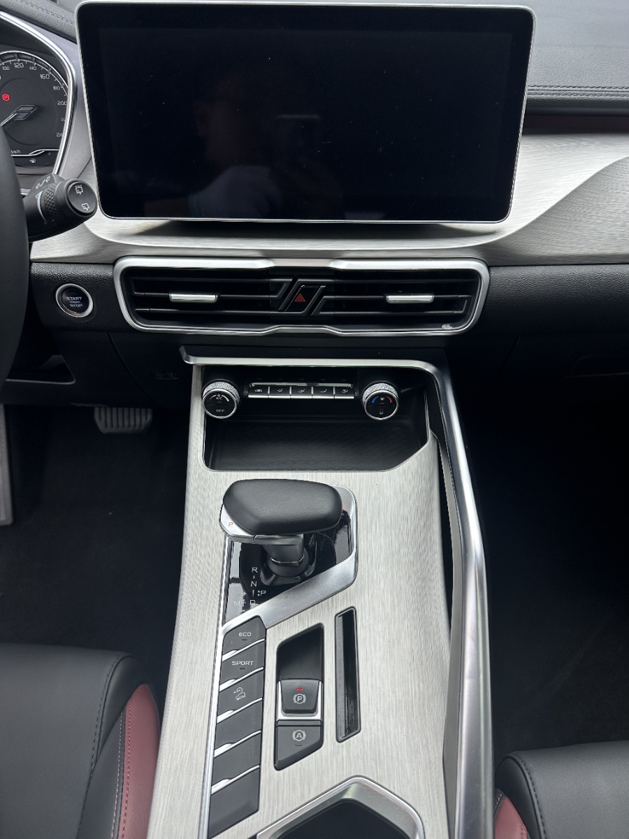 GEELY Coolray 2022 #14 GEELY Coolray 2022 car image #14