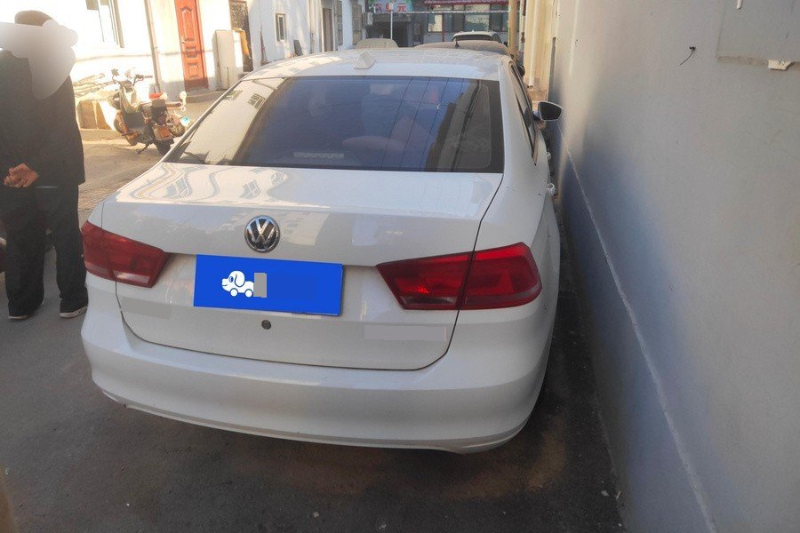 Volkswagen Santana 2019 car image #2