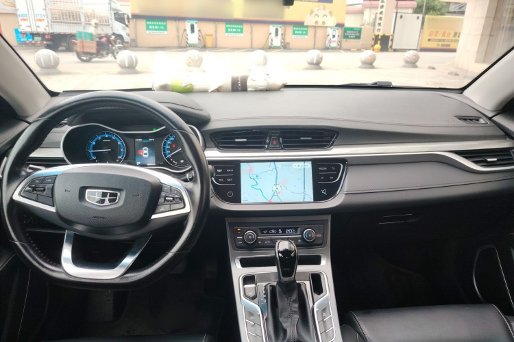 GEELY Emgrand 2019 #10 GEELY Emgrand 2019 car image #10