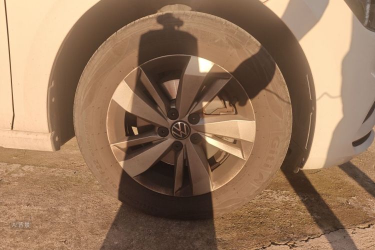 Volkswagen Polo 2024 car image #9