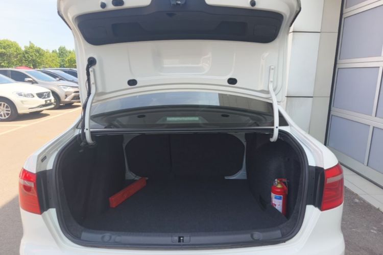 Volkswagen Lavida 2016 car image #19