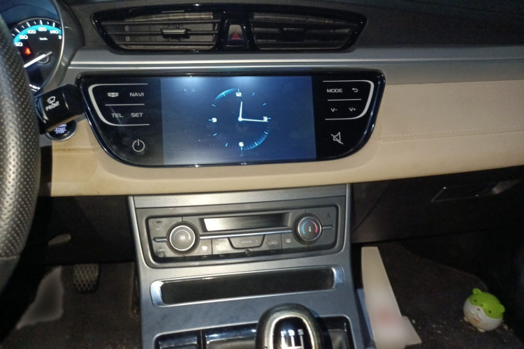 GEELY Emgrand 2018 #17 GEELY Emgrand 2018 car image #17