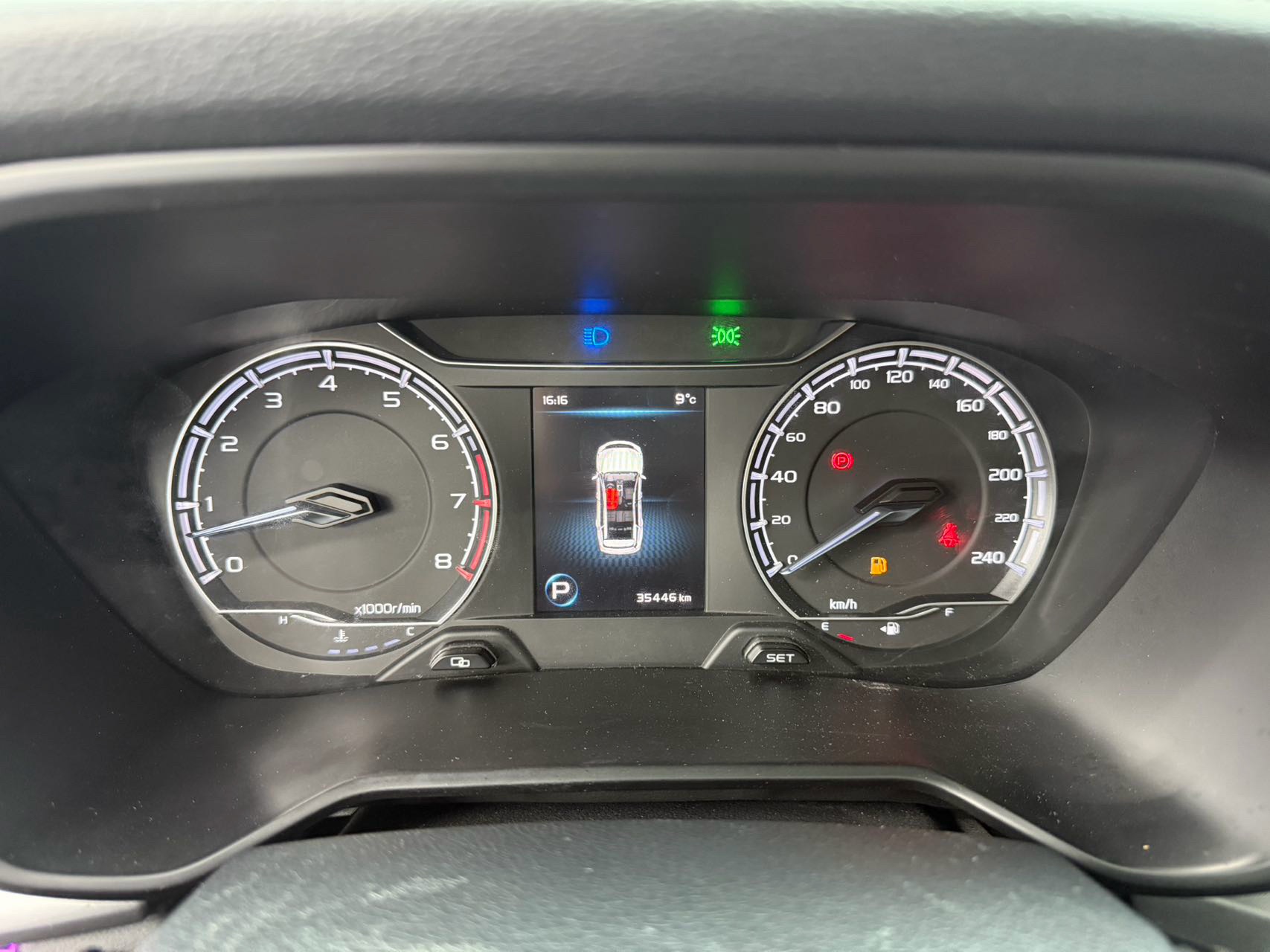 GEELY Vision X6 2022 صورة سيارة #8