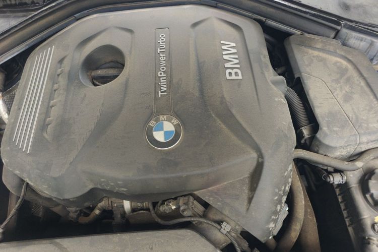 BMW 3 Series 2017 #25 BMW 3 Series 2017 car image #25
