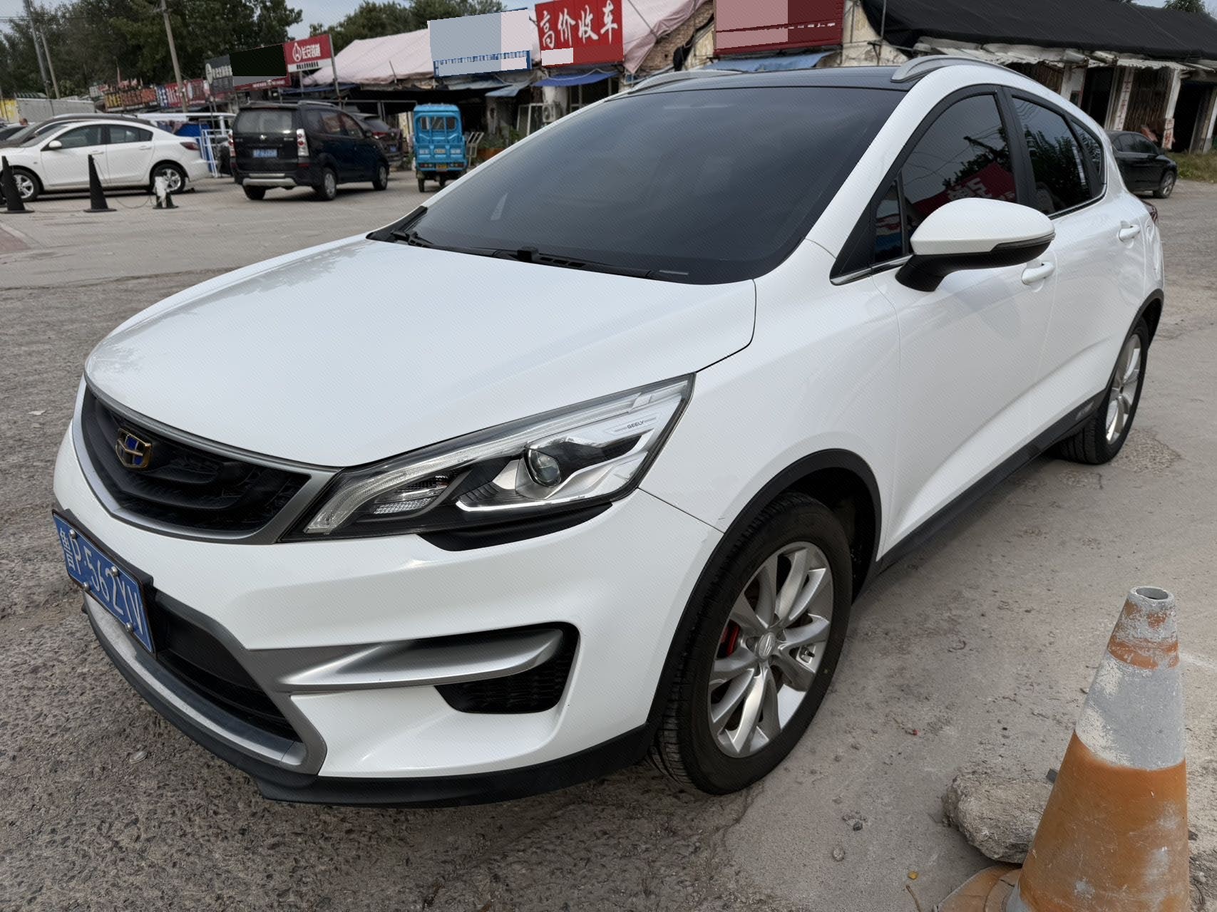 GEELY Emgrand GS 2018 car image 