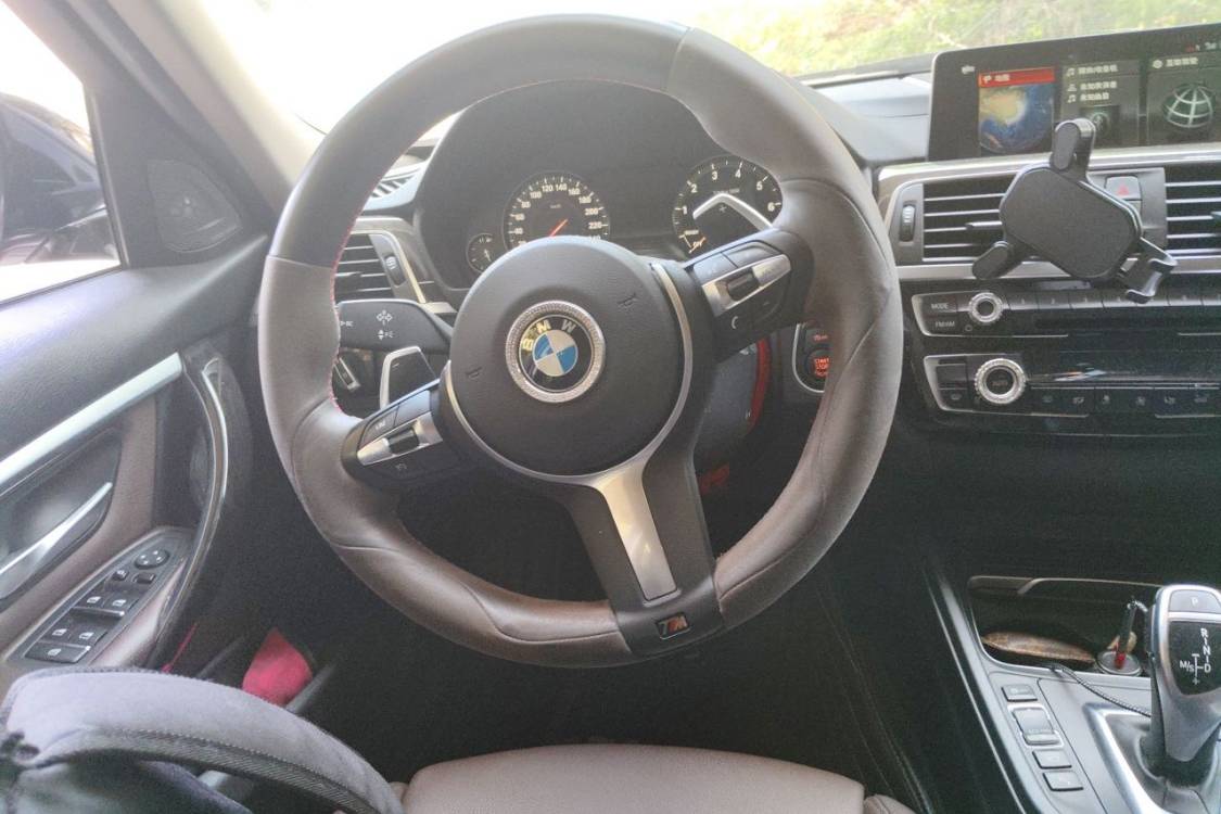 BMW 3 Series 2018 #24 BMW 3 Series 2018 car image #24