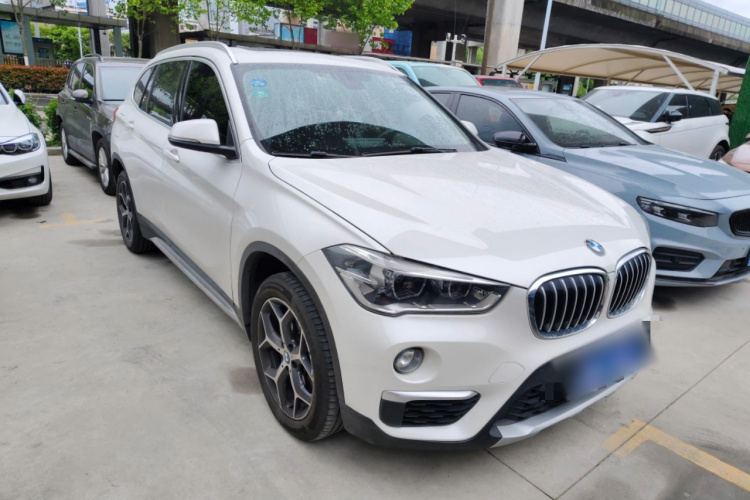 BMW X1 2019 #4 BMW X1 2019 car image #4