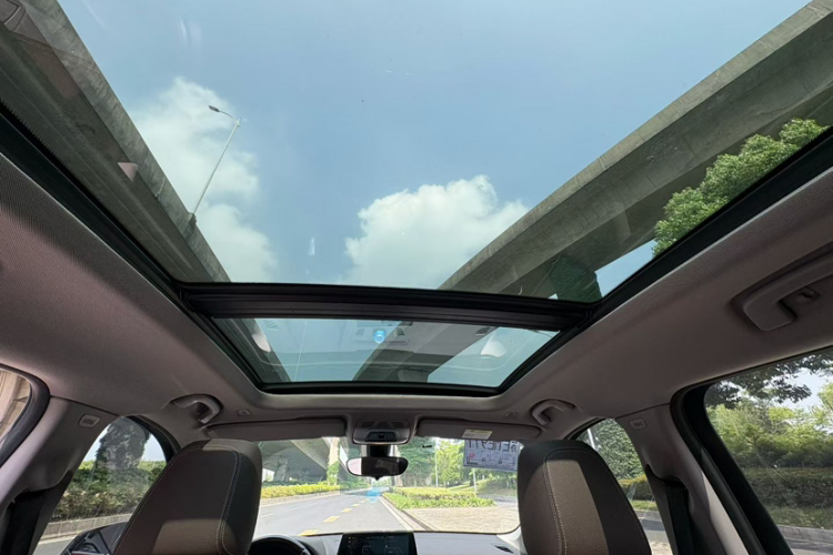 BMW X1 2019 car image #22