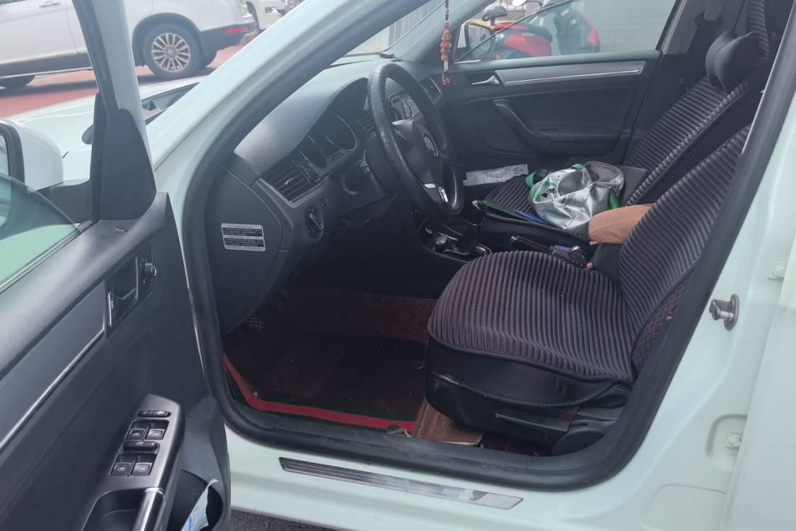 Volkswagen Bora 2015 #23 Volkswagen Bora 2015 изображение автомобиля #23