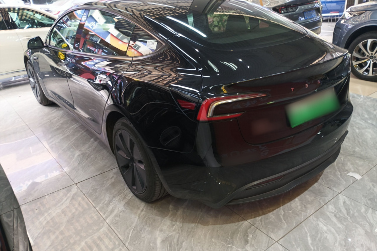 Tesla Model 3 2023 #5 Tesla Model 3 2023 immagine di auto #5