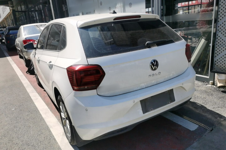 Volkswagen Polo 2022 car image #5