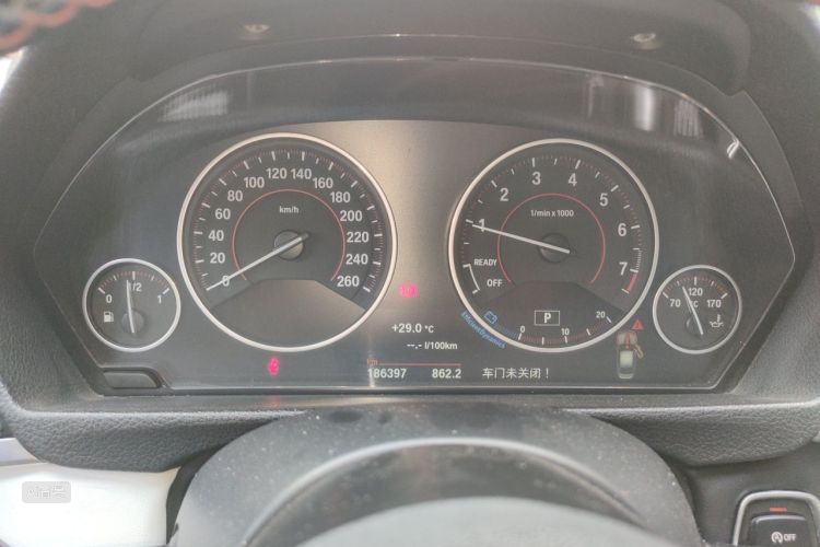 BMW 3 Series 2017 #13 BMW 3 Series 2017 car image #13