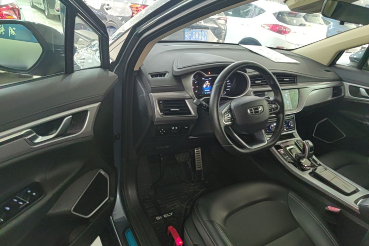 GEELY Emgrand GS 2019 car image #16