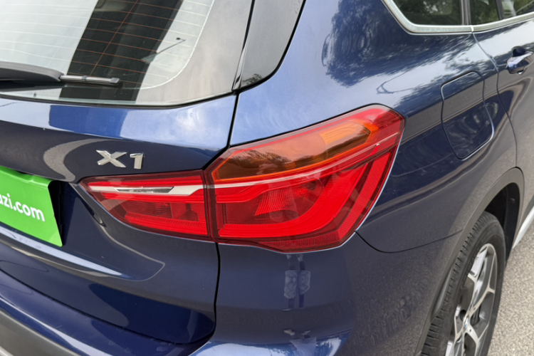 BMW X1 2018 #8 BMW X1 2018 car image #8