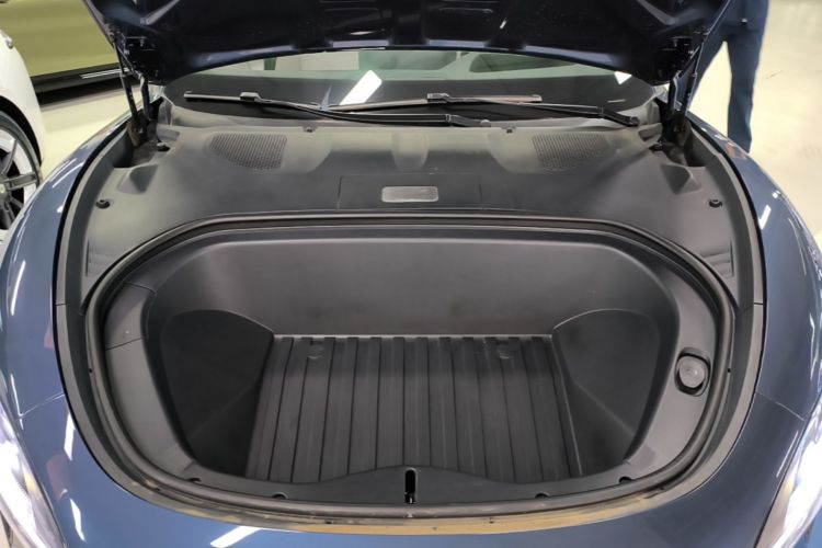 MI SU7 2024 immagine di auto #20