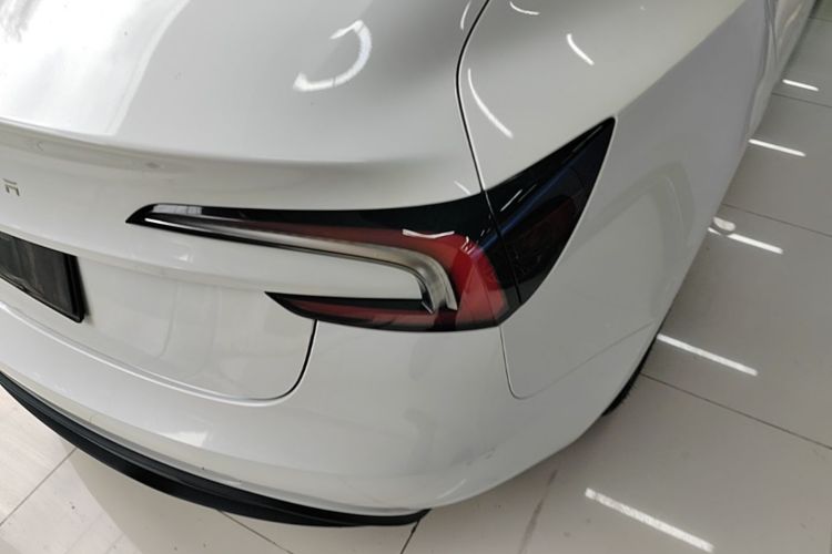 Tesla Model 3 2024 #8 Tesla Model 3 2024 car image #8