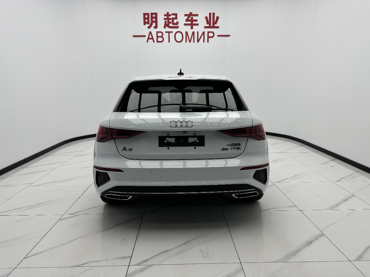 Audi A3 2023 immagine di auto #10