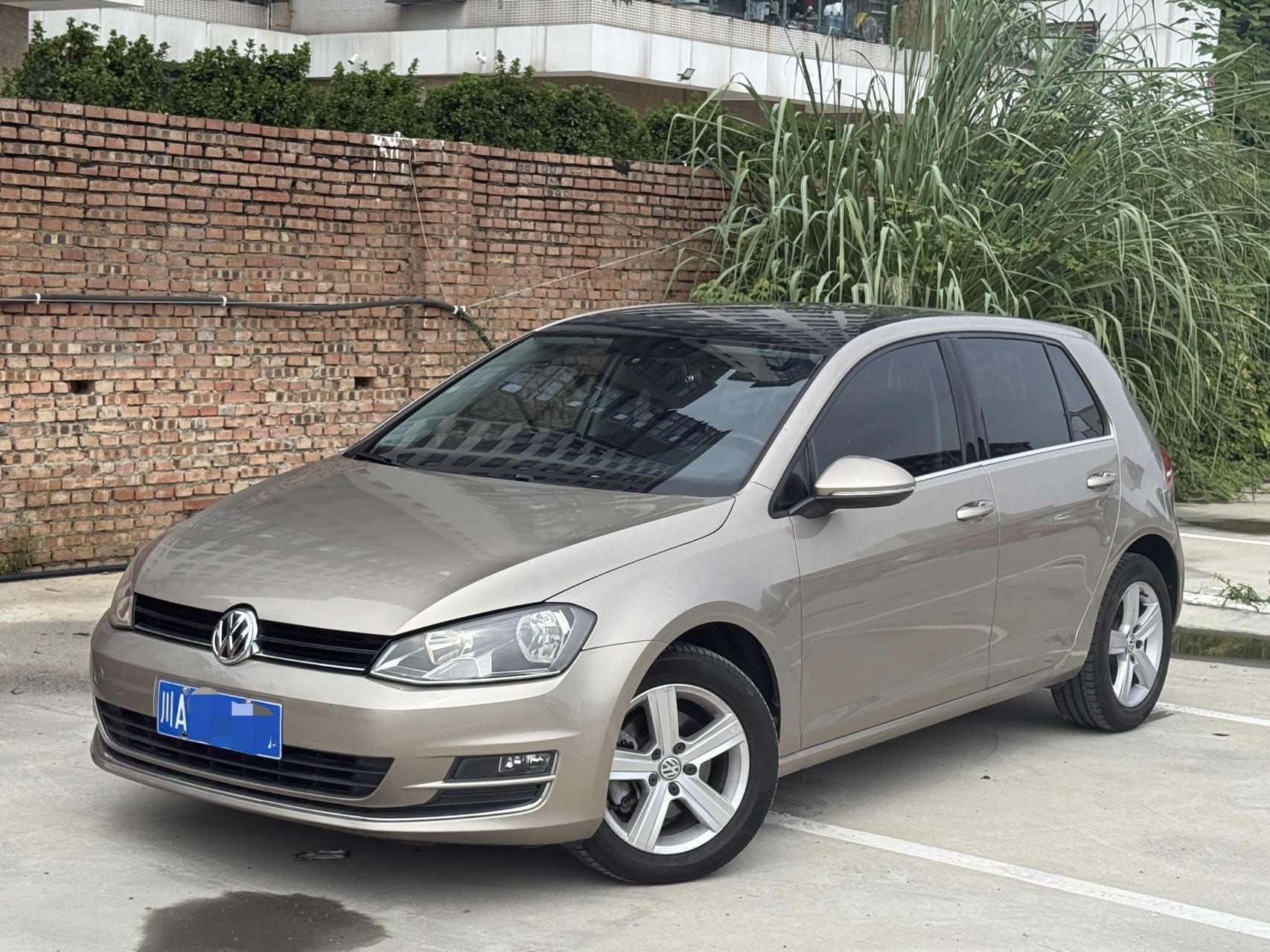 2016 2016 car image