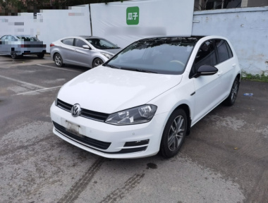 Volkswagen Golf 2017 car image 