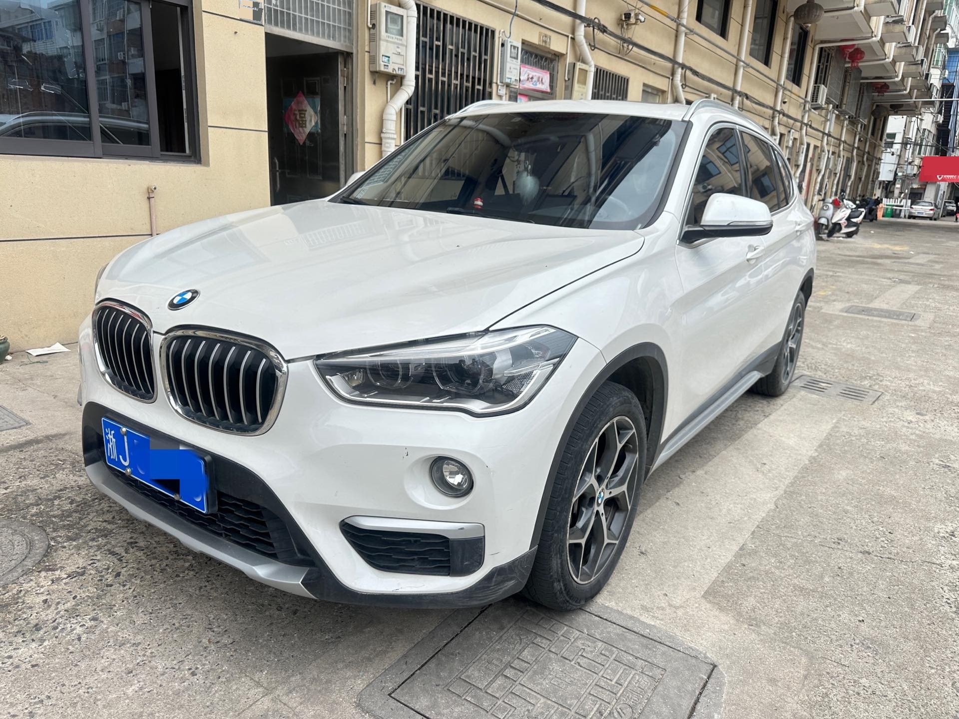 2018 2018 car image