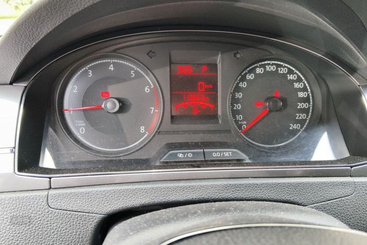 Volkswagen Santana 2017 imagen de coche #13